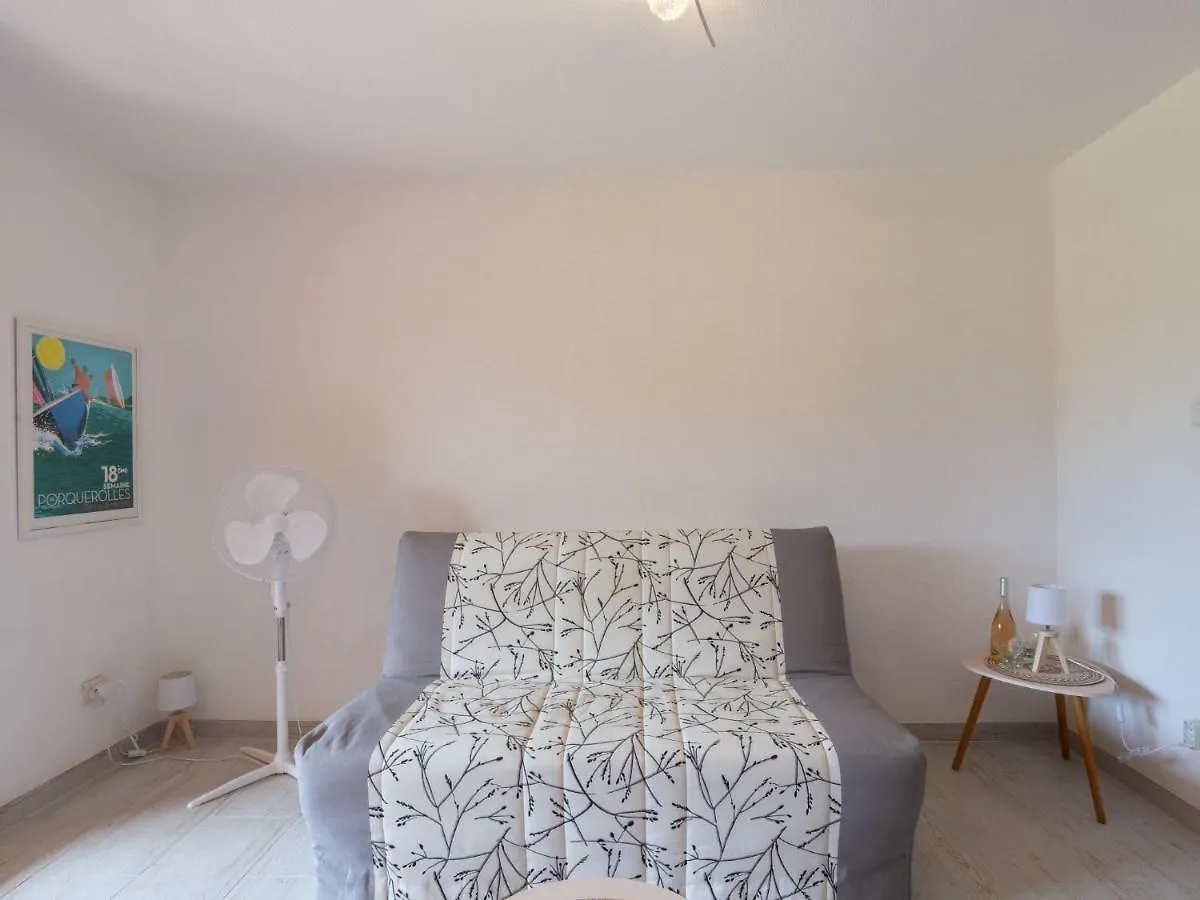 Apartment Studio Les Regates-2 By Interhome Hyeres