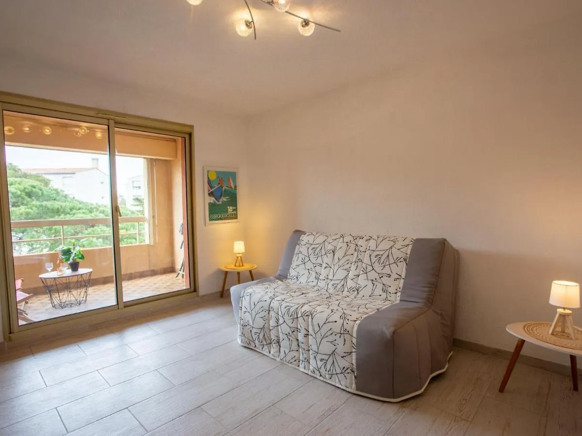 Studio Les Regates-2 By Interhome Hyeres 0*,